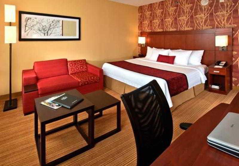 Courtyard By Marriott Fayetteville Luaran gambar